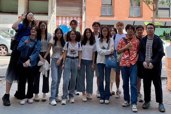 西班牙游学
