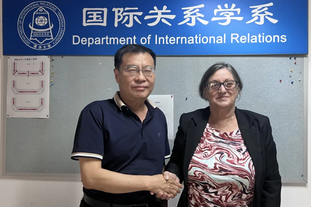 古巴哈瓦那大学副校长访问清华大学一带一路战略研究院
