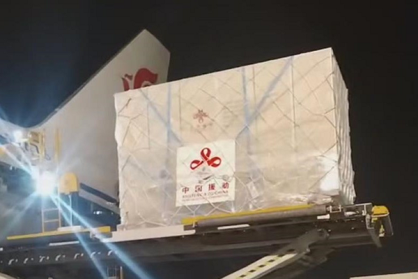 中国向古巴电力系统捐赠物资